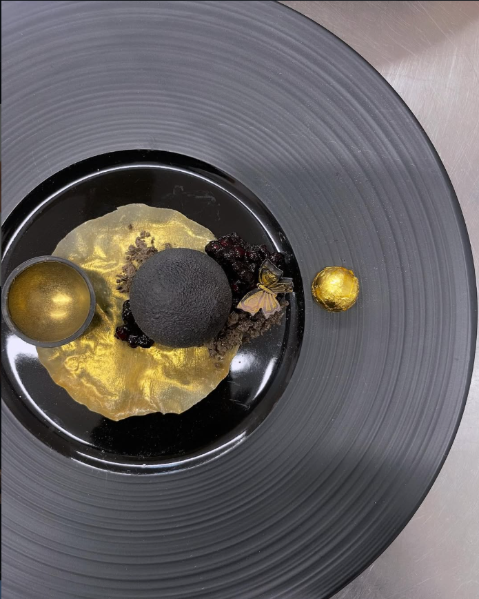 Black and gold fine dining dessert